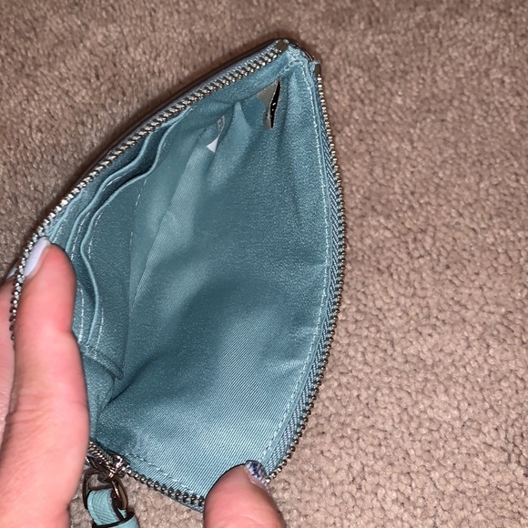 💠 Coach Wristlet 💠 - Picture 5 of 13